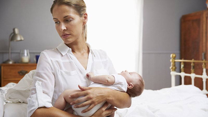 Article LezAPe : L'absence d'instinct maternel est-il un drame